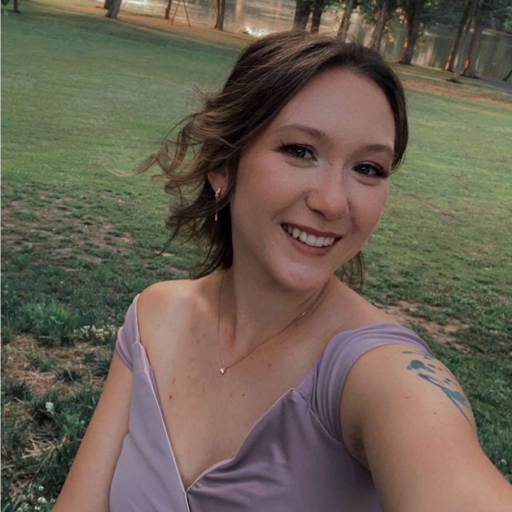 Meet your Posher, Brittany